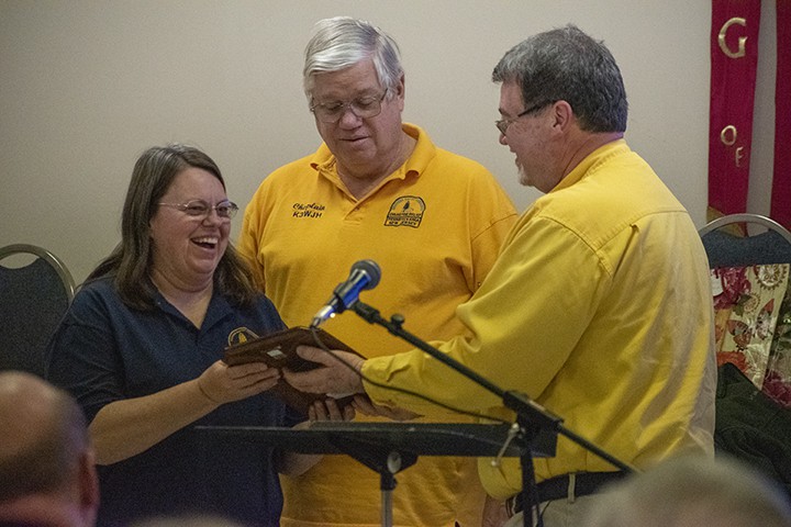 Kenton Hunt presented the Director's Award, which recognizes an extended period of time of services as well as a person’s influence on the ministry, to Bill and Sue Hoops of Winfield Baptist Church.