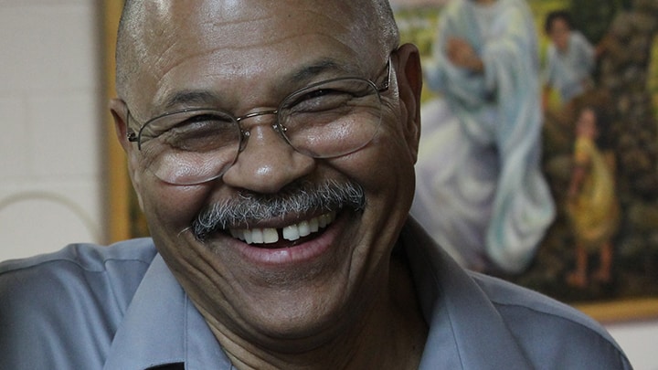 Pastor Fernando Downs