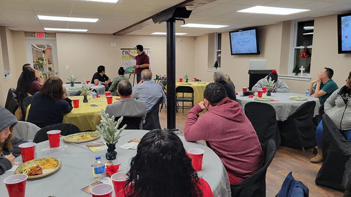 Iglesia Biblica la Verdad outreach dinner