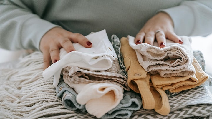 Folding laundry